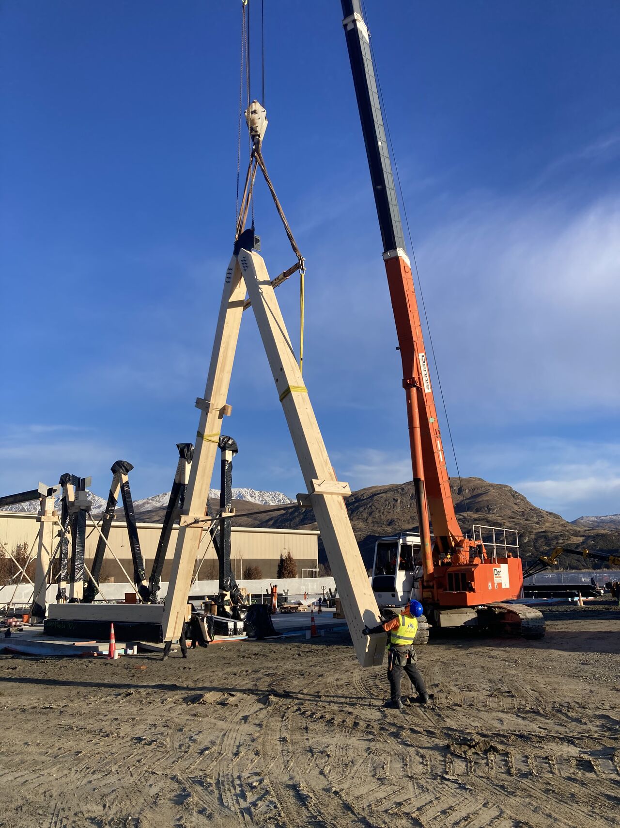 Crane Lift Aye Build Ltd Central Otago